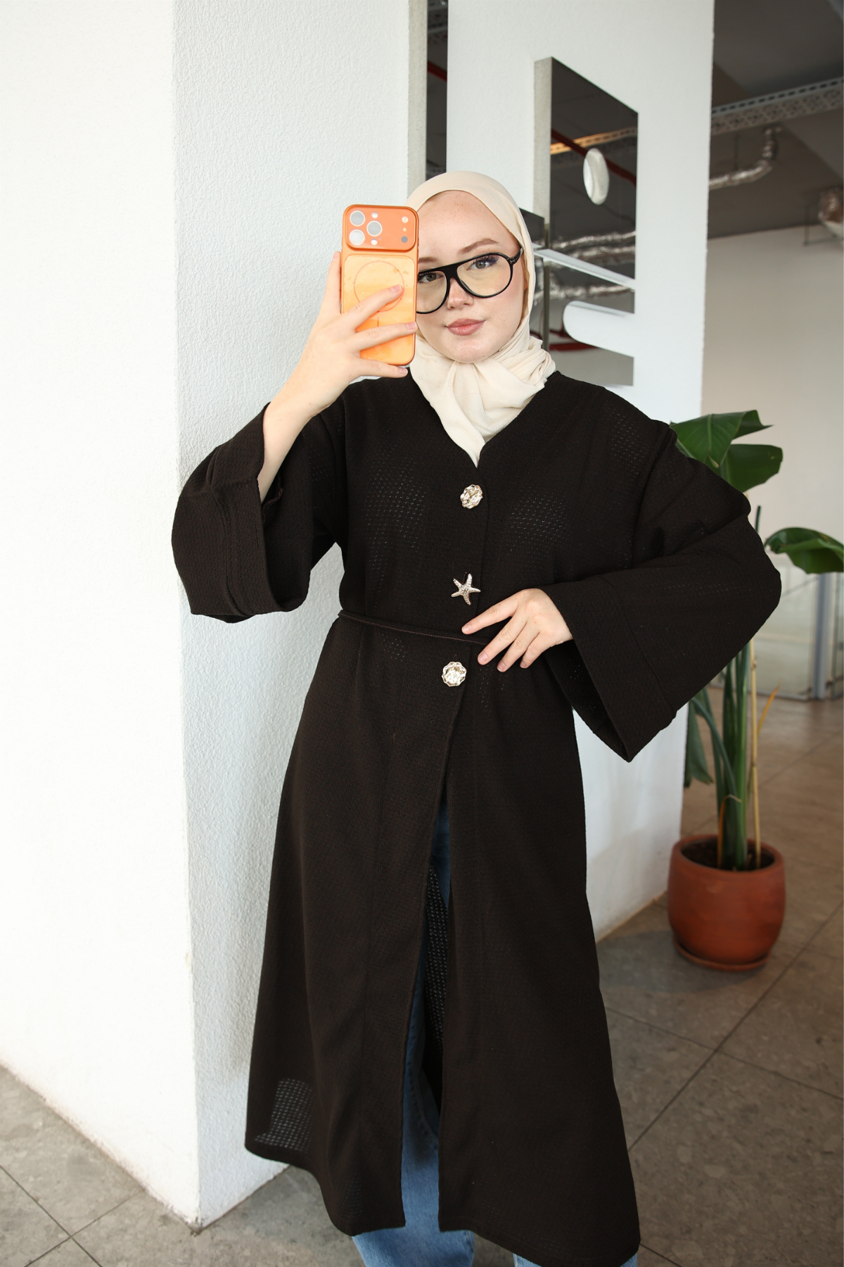Kahverengi Yıldız Düğme Detaylı Hırka Kimono
