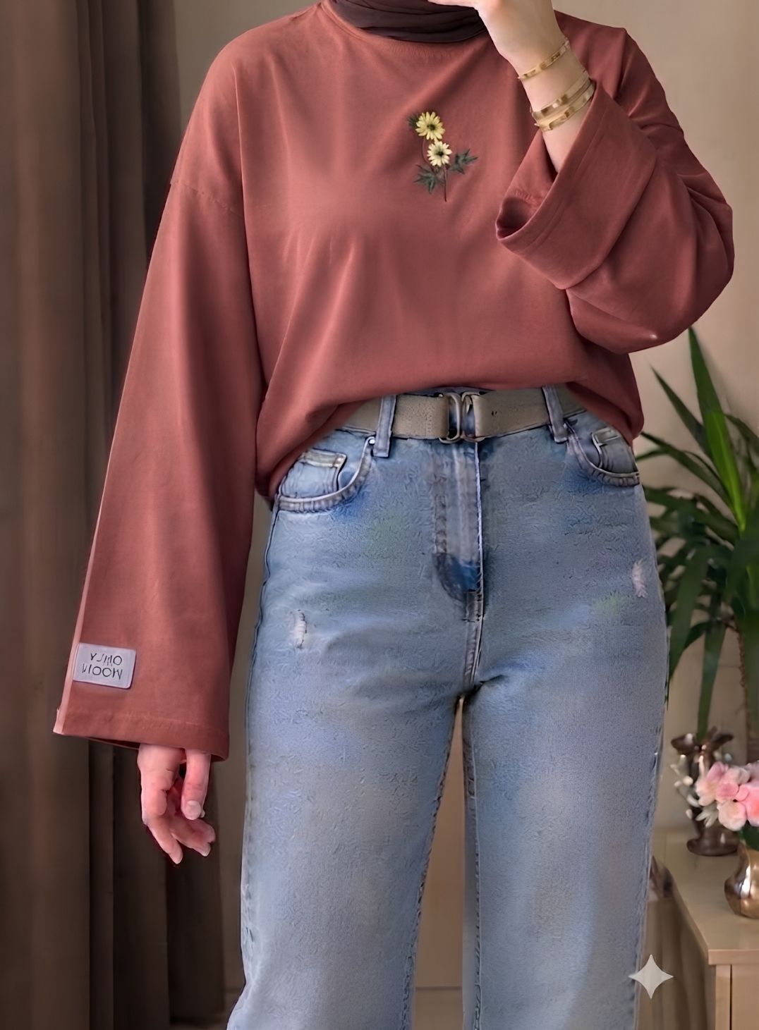 Mercan Nakış Detaylı Geniş Kol Penye Tesettür Body
